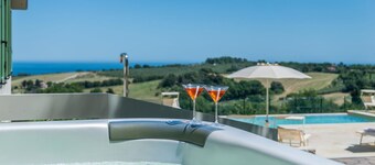 Villa Meer - Private villa, 5 bedrooms, pool, A/C, wifi, hot tub, Marche