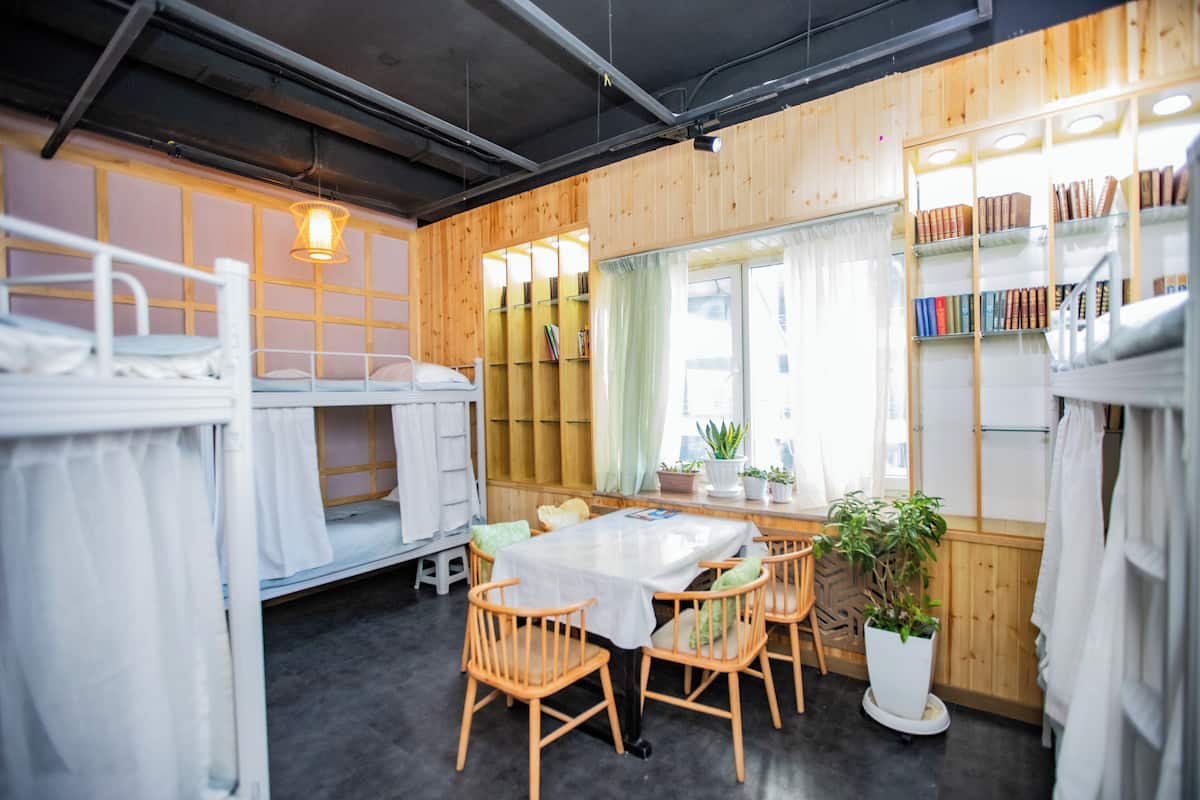 Elite Shared Dormitory | In-room safe