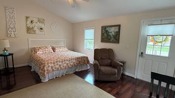 Studio Confort | Literie hypoallergénique, fer et planche à repasser