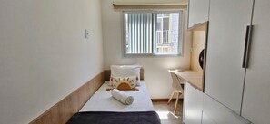 基础公寓 | 2 多间卧室、免费 WiFi、床单
