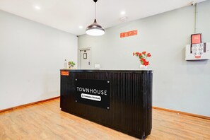 Reception - Super Townhouse RR Nagar (Bengaluru)