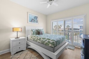 3 chambres, accès au Wi-Fi (inclus), literie fournie