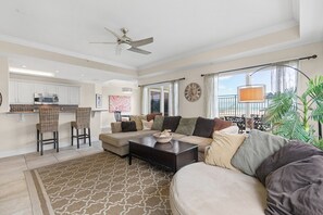 TV, DVD player - ☀️Direct Oceanfront Condo with Massive Balcony-The Wave 202☀️ (New Smyrna Beach)