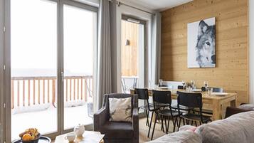 Apartment | Living area