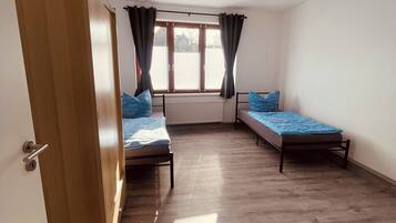 2 bedrooms, free WiFi, bed sheets