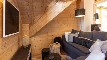 Apartment | Living room