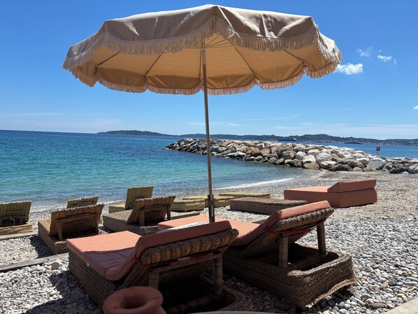 Sun-loungers