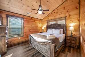 5 Schlafzimmer, Bügeleisen/Bügelbrett, Reisekinderbett, kostenloses WLAN