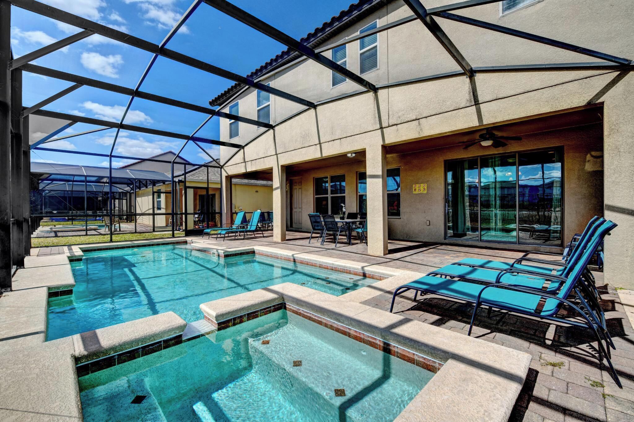 Et oppvarmet basseng