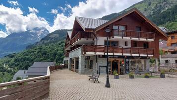 Apartment | Exterior