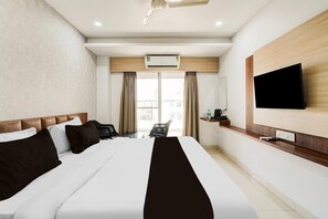 1 bedroom - Elite Stays at DLF Newtown (Bengaluru)