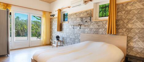 6 Schlafzimmer, Bügeleisen/Bügelbrett, Reisekinderbett, WLAN