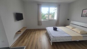 4 habitaciones y wifi gratis 