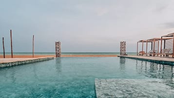 Outdoor pool, pool loungers