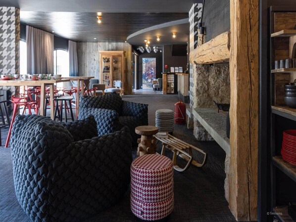 Interior - Apartment in Chantemerle Near Serre Chevalier (Saint-Chaffrey)