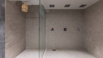 Apartment | Bathroom | Hair dryer