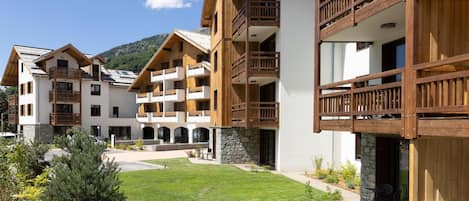 Apartment | Exterior