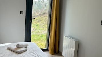 5 habitaciones y ropa de cama