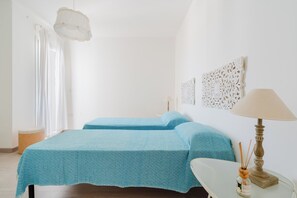 2 bedrooms