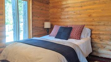 3 chambres, fer et planche à repasser, lit parapluie, Wi-Fi gratuit