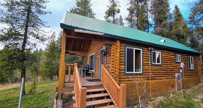 Authentic Log Cabin w/ fire pit - 45 Mins to Yellowstone!