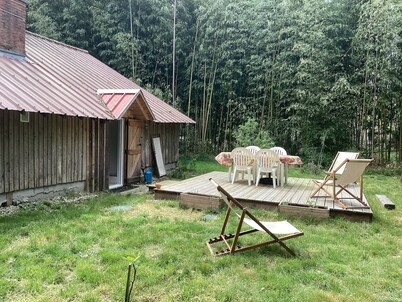 Charming cabin by a lake in the heart of the Landes d'Armagnac forest