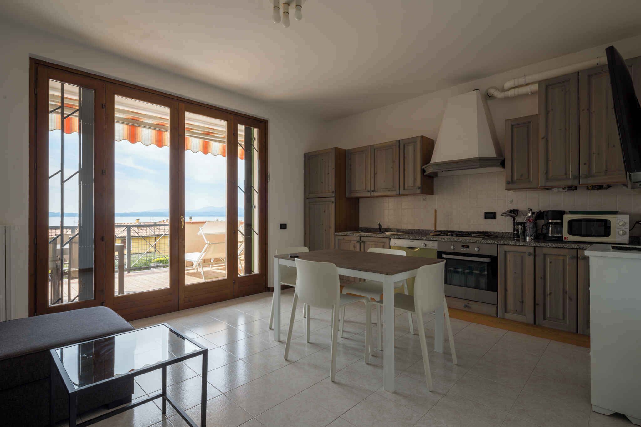 Frigorífic i placa de cuina 