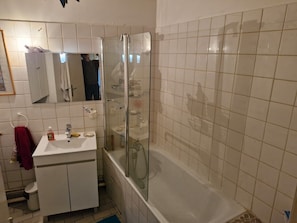 Savon, papier toilette