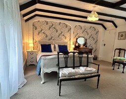 Luxury Double Room, Courtyard View | Premium bedding, individually decorated, individually furnished