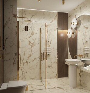 Whirlpool, Haartrockner, Handtücher, Seife