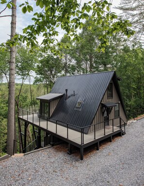 Exterior - A-Frame River Cabin with Mountain View’s, Private Hiking, Firepit & Sauna (Ellijay)