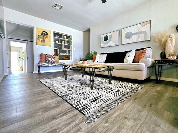 TV connectée, cheminée, imprimantes