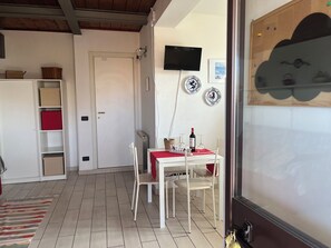 Dining - One step from the sea in Marina di Carrara (Marina di Carrara)