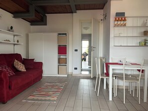 Living area - One step from the sea in Marina di Carrara (Marina di Carrara)