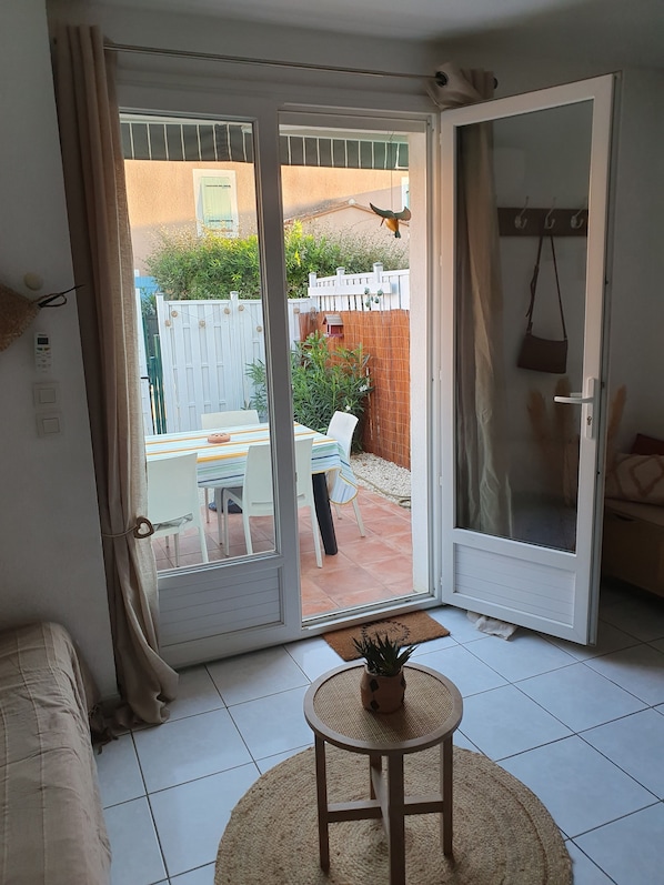 Interior - Small house 500 metres from the beach in the heart of the marine park - Catalan Country (Torreilles)