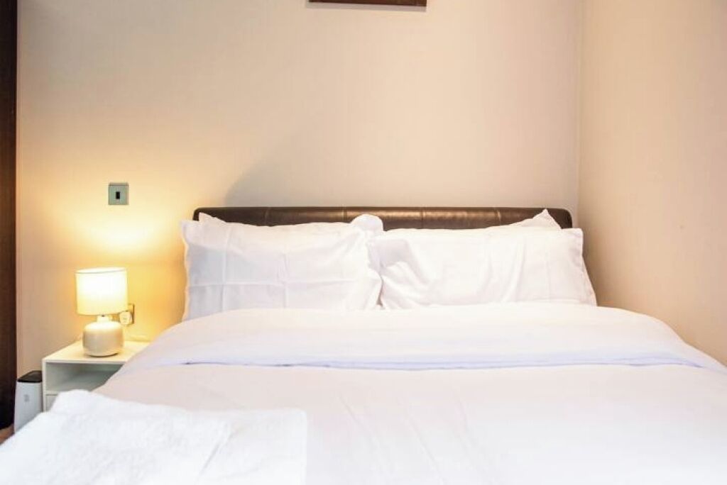 1 多间卧室、免费 WiFi、床单