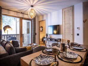 Apartment | Dining - Apartment in France Near Fornelet Cable Car (Aime-la-Plagne)