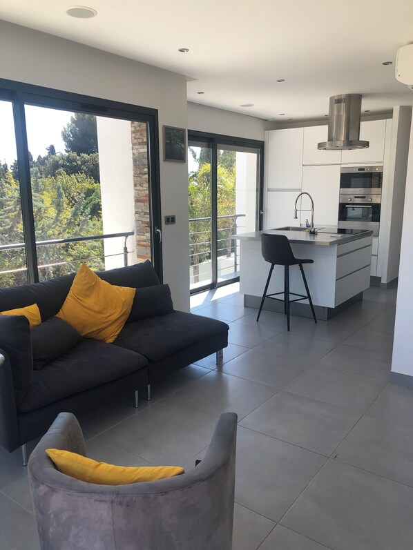 Interior - Apartment T3 1st floor with garden (Sanary-sur-Mer)