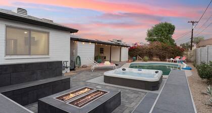 Serene Sonoran Retreat - Heated Pool/Sleeps 10