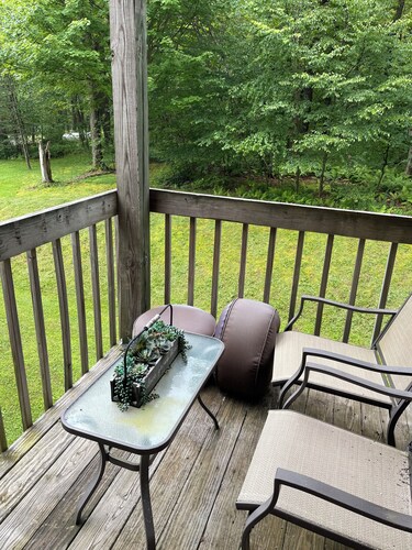 Cozy 1-bedroom condo with fitness room, WiFi in lovely Claysburg