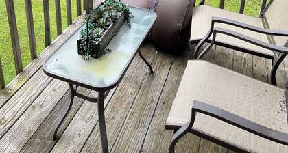 Cozy 1-bedroom condo with fitness room, WiFi in lovely Claysburg