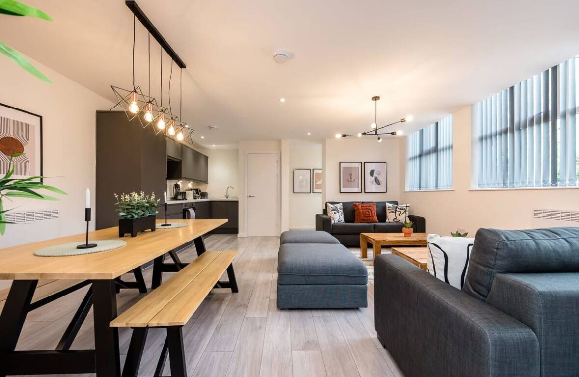Bungalow, 2 Bedrooms | Living area