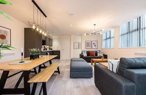 Bungalow, 2 Schlafzimmer | Wohnbereich