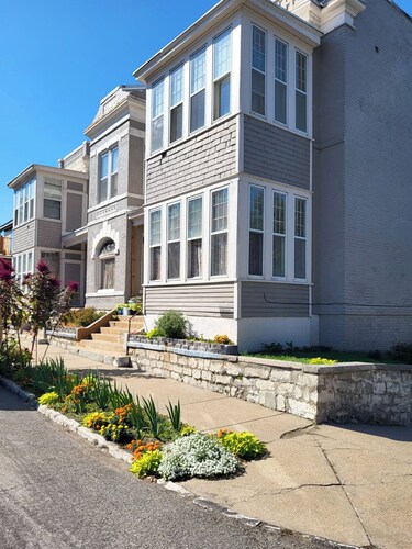 Unique, Two-story 3bdr Apt w/ Spiral Staircase in Museum Hill