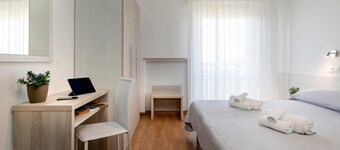 Cozy Hotel Triple Room breakfast included