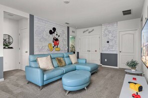 TV, fireplace - 5 Beds + Heated Pool  at Solterra Resort (Davenport)