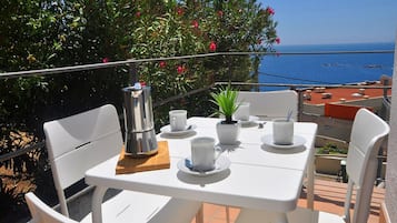 Apartment | Balcony