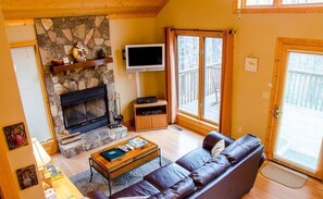 TV, fireplace, DVD player