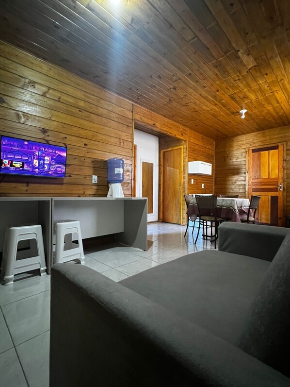 Living area - Cozy Entire Home - Home for a Day Imbituba (Guaiuba Imbituba)