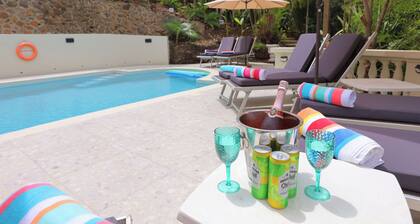 5 Bedroom, luxury private villa with pool & 360' ocean views